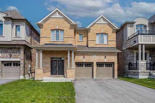 34 Valleo St, Keswick, ON, L4P0K1 | Card Image