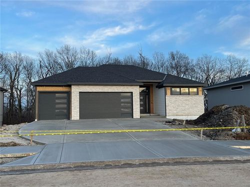 14021 S Landon St, Olathe, KS, 66061-4562 | Card Image