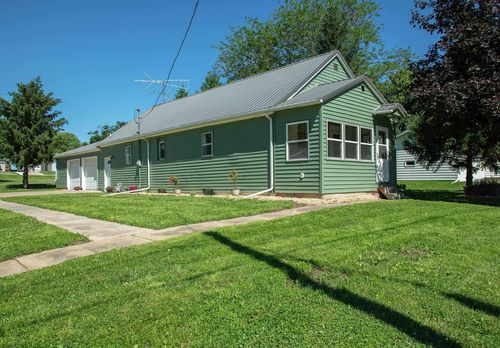 814 Greeley Street, Nashua, IA, 50658 | Card Image