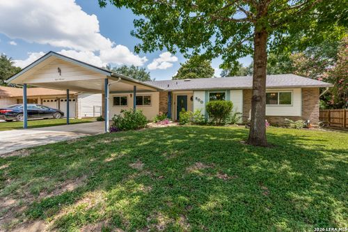 800 Marilyn Dr, Schertz, TX, 78154-1657 | Card Image