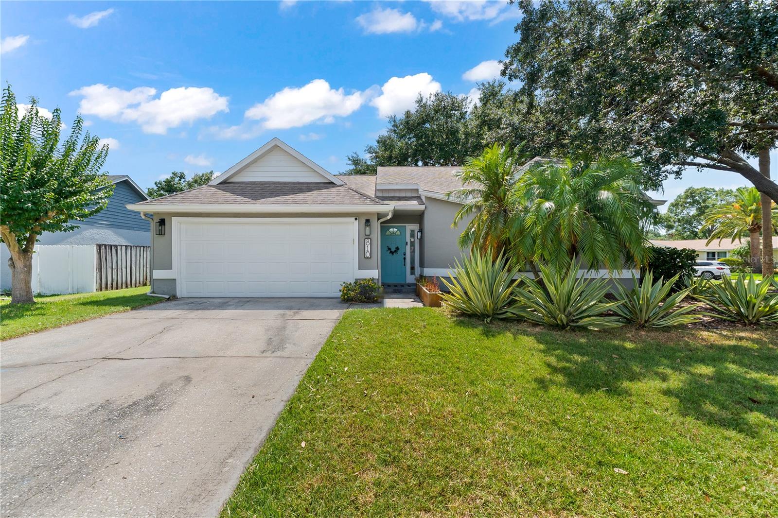 Jacaranda Dr, Oldsmar, FL 34677