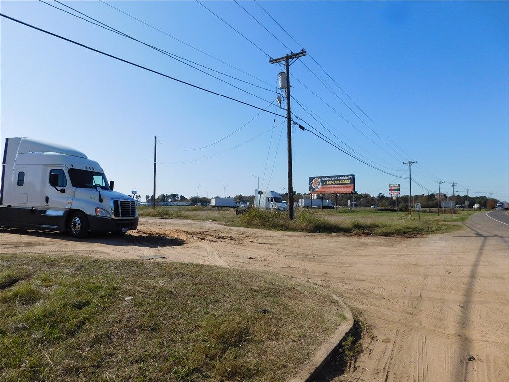 Commercial Sale in Shreveport 4