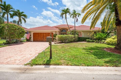 4324 Nw 65th Ter, Coral Springs, FL, 33067-3035 | Card Image