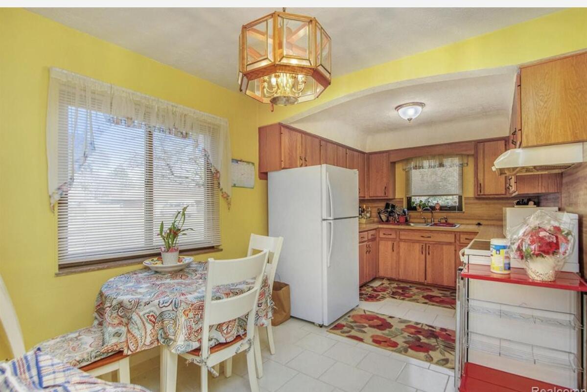 Residential in Harper Woods 4