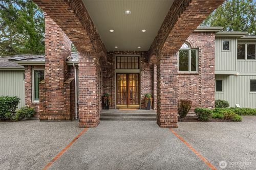 26319 Ne 34th St, Redmond, WA, 98053-3015 | Card Image
