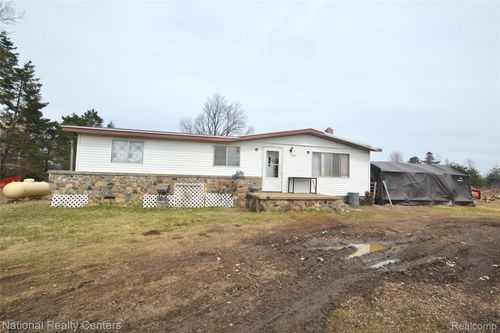 3088 7 Mile Rd, Evart, MI, 49631-8263 | Card Image