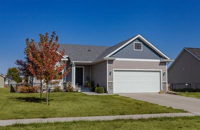 707 18th Street Se, Home with 4 bedrooms, 2 bathrooms and null parking in Altoona IA | Image 2