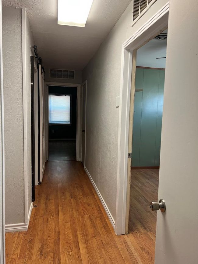 3702 Rose Cir, House other with 4 bedrooms, 2 bathrooms and 1 parking in Snyder TX | Image 14