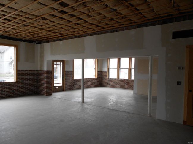 265 E Main St, Home with 0 bedrooms, 2 bathrooms and 12 parking in Peru IN | Image 26