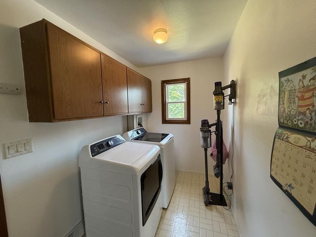 1906 22 Nd Avenue, House other with 4 bedrooms, 3 bathrooms and null parking in Menominee MI | Image 29