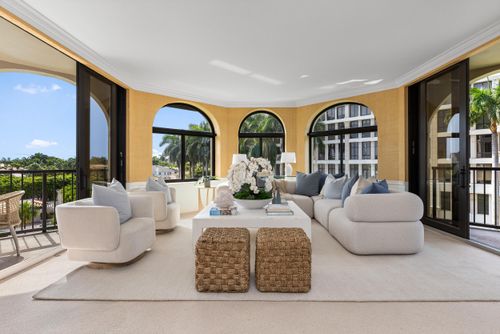 301-200 Bradley Pl, Palm Beach, FL, 33480-3764 | Card Image