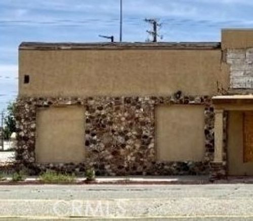 15952 Sierra Hwy, Mojave, CA, 93501-1516 | Card Image