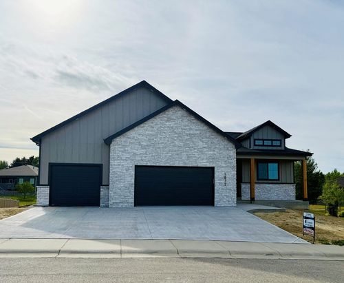 1072 Cornwall St, Casper, WY, 82609-3744 | Card Image
