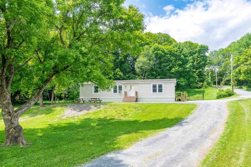 793 S Main St, Bradford, VT, 05033-8876 | Card Image