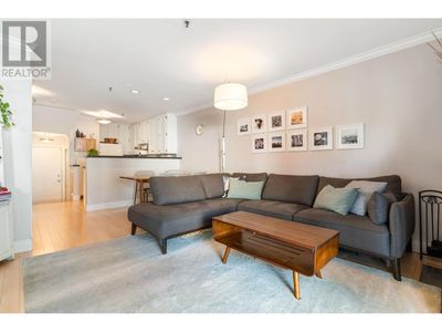 204 - 2333 Eton St, Condo with 2 bedrooms, 1 bathrooms and 1 parking in Vancouver BC | Image 1