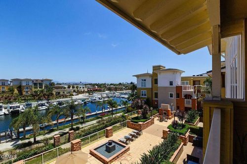 1572 Seabridge Ln, Oxnard, CA, 93035 | Card Image