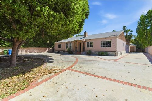 15000 Hamlin St, Van Nuys, CA, 91411-1408 | Card Image