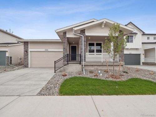 45946 Gentry Ave, Bennett, CO, 80102-7002 | Card Image