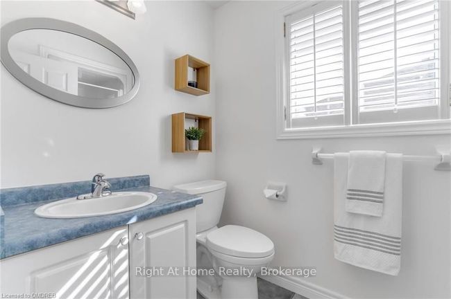 47 Morton Ave, House other with 4 bedrooms, 2 bathrooms and 4 parking in Dundas ON | Image 30