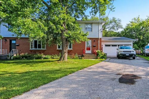 3 Gregory Pl, Saint Thomas, ON, N5R4S4 | Card Image