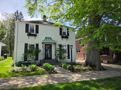 121 37th St, Erie, PA, 16504-1521 | Card Image