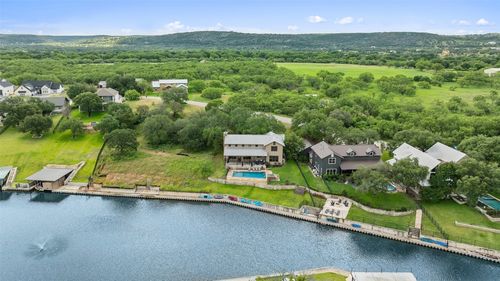 186 Sleepy Oaks Dr, Kingsland, TX, 78639-4362 | Card Image