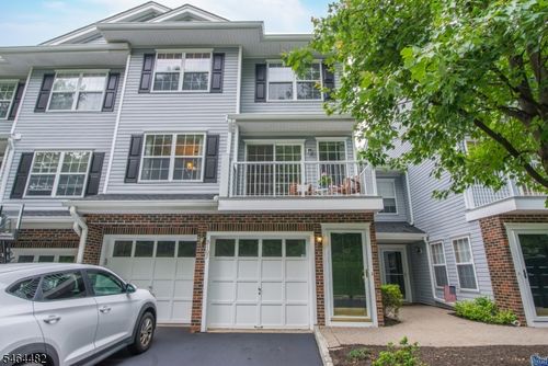 3107 Scenic Ct, Denville, NJ, 07834-3482 | Card Image