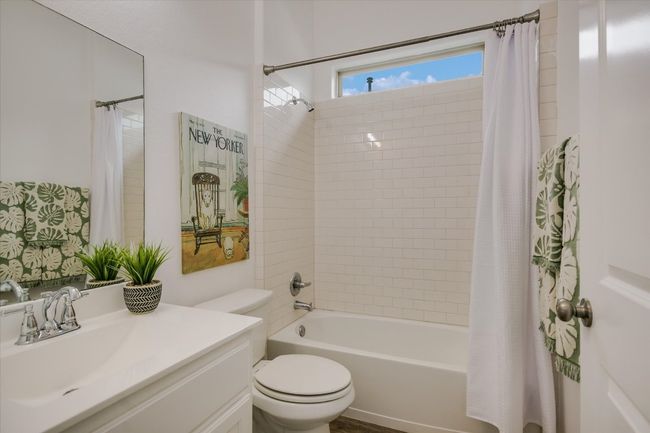 Hall Bath | Image 14