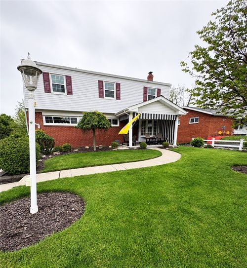 216 Woodridge Dr, Carnegie, PA, 15106-1314 | Card Image
