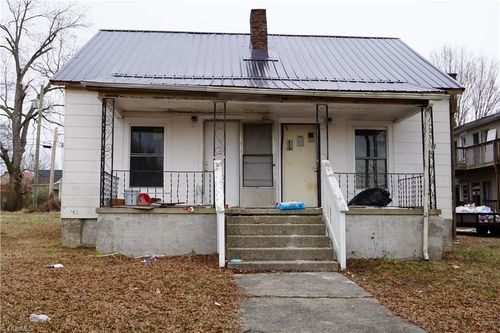 37 Mill St, Lexington, NC, 27295-1678 | Card Image