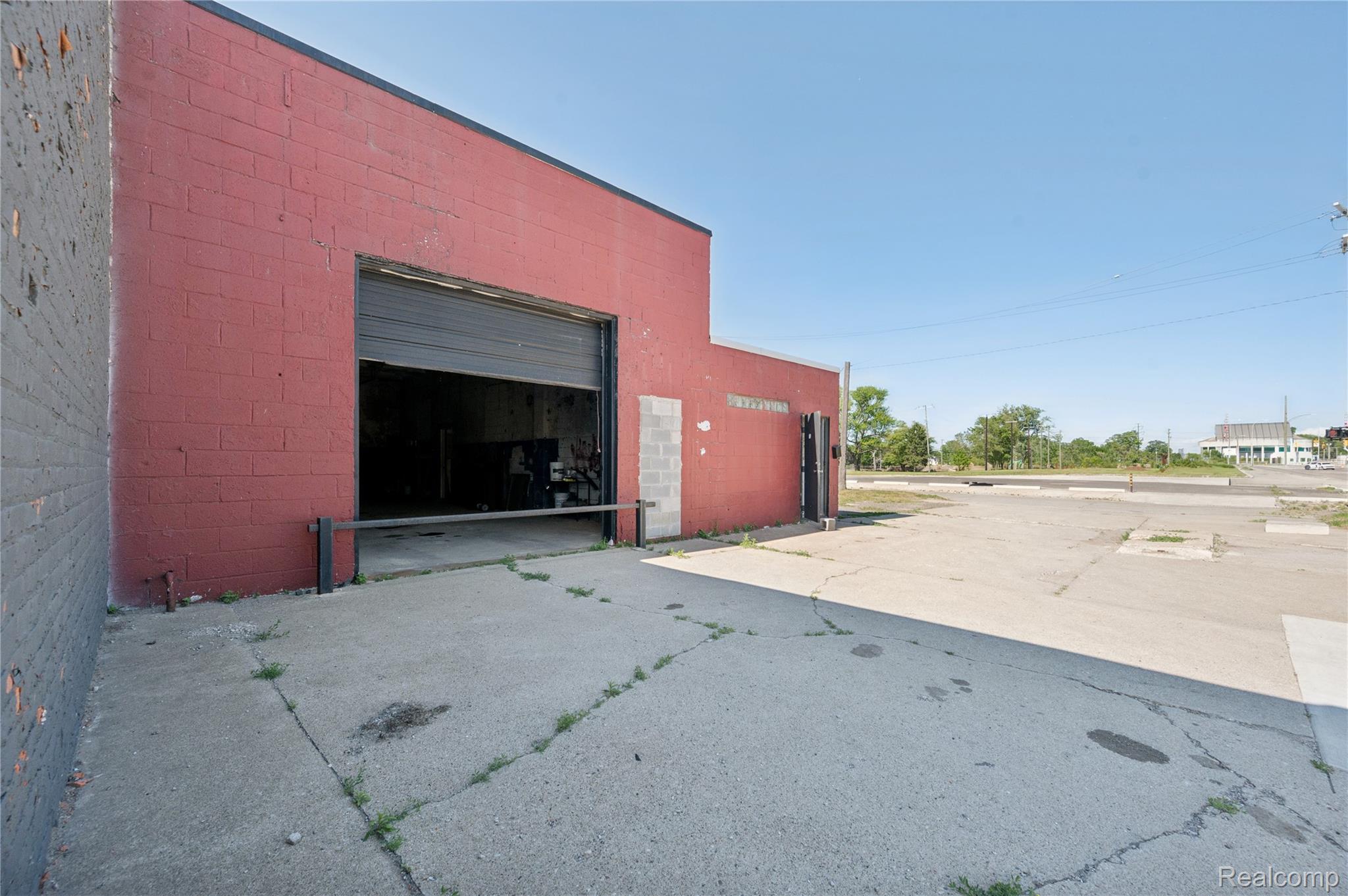 Commercial Sale in Detroit 4