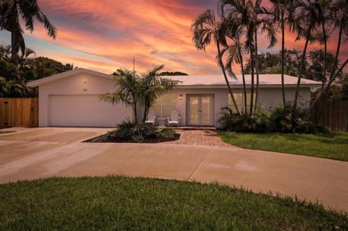 701 Sw 27th Place, Boynton Beach, FL, 33435 | Card Image