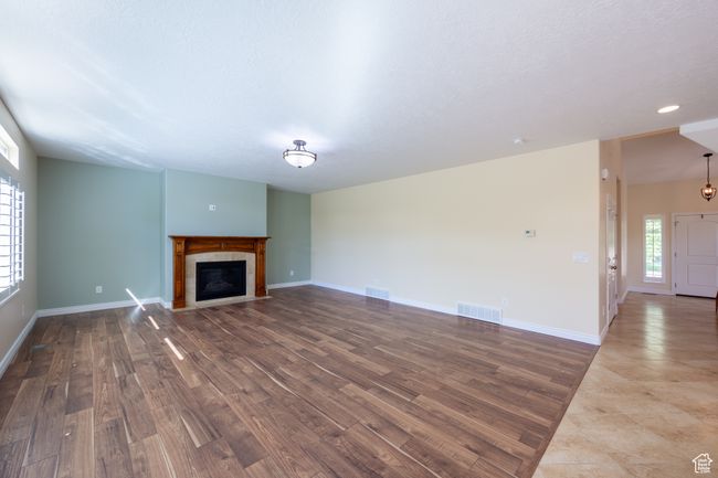 407 Clay Ln, House other with 4 bedrooms, 3 bathrooms and 3 parking in Lehi UT | Image 17