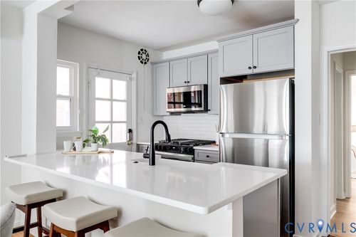 a-3513 Hanover Ave, Richmond, VA, 23221-2226 | Card Image