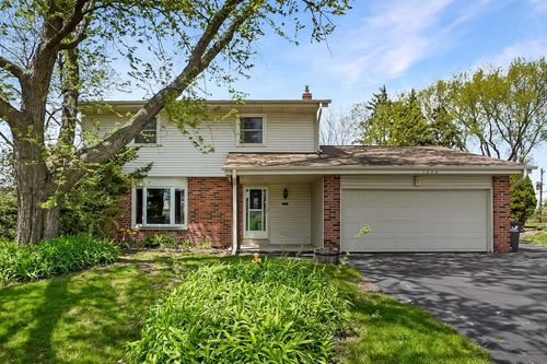1232 Chippewa Drive, Waukesha, WI, 53186 | Card Image
