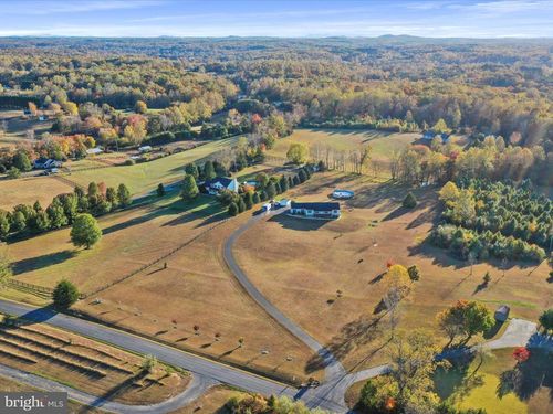 5200 Waterford Rd, Amissville, VA, 20106-2931 | Card Image