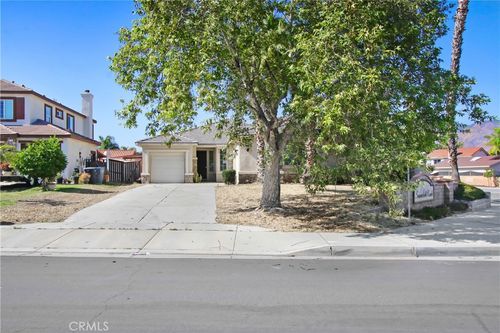 1101 Sagebrush, San Jacinto, CA, 92582 | Card Image