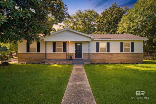 901 W 7th St, Bay Minette, AL, 36507-3322 | Card Image