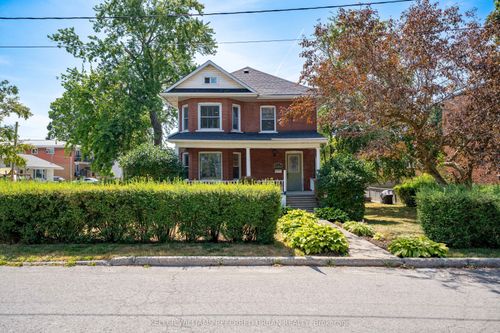 122 Queen St, Trenton, ON, K8V4Y4 | Card Image