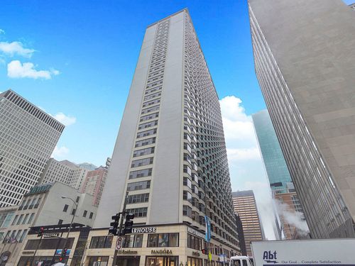 1705-535 N Michigan Ave, Chicago, IL, 60611-3884 | Card Image