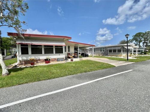 517 Hawthorne Blvd, LEESBURG, FL, 34748-8652 | Card Image
