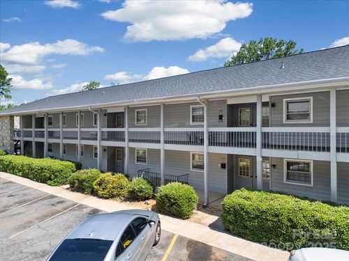 46-2920 Ramsgate Ct, Winston Salem, NC, 27106-5317 | Card Image