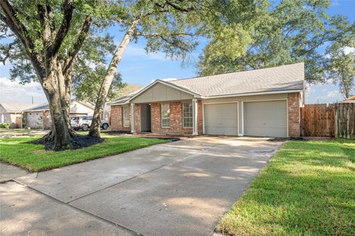 7310 Foxway Ln, Humble, TX, 77338-1627 | Card Image