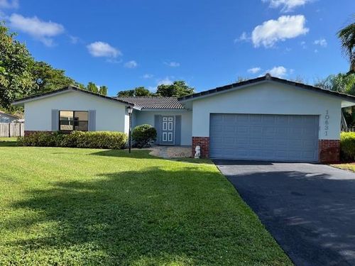10631 Nw 39th St, Coral Springs, FL, 33065-2381 | Card Image