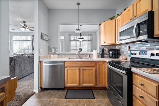 5453 Nighthawk Way, Condo with 3 bedrooms, 3 bathrooms and null parking in Indianapolis IN | Image 13
