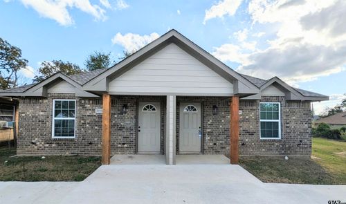 2116 W Jackson St, Tyler, TX, 75701-1215 | Card Image