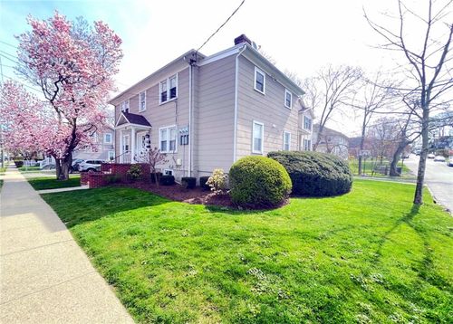 1-601 First St, Mamaroneck, NY, 10543-1604 | Card Image