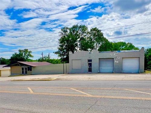 701 S Mississippi Ave, Ada, OK, 74820-7845 | Card Image
