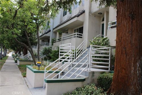 unit-19-5145 Yarmouth Ave, Encino, CA, 91316-3393 | Card Image