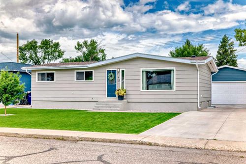 445 16 Street, Fort Macleod, AB, T0L0Z0 | Card Image